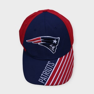 Vintage 90s New England Patriots Hat/New England Patriots Cap/Patriots Tshirt/Patriots Trucker/Patriots Snapback/Hoodie/Gift/Men/Sweatshirt