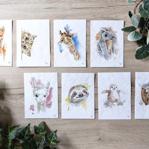 Aquarell Tierpostkarten Set auf Blumensamenpapier - Handgemalte Illustrationen Druck | Koala Fuchs Katze Giraffe Faultier Otter Pinguin Lama