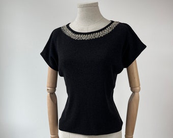 L 1950s 1960s Knit Blouse with Gold Embroidery and Sequins