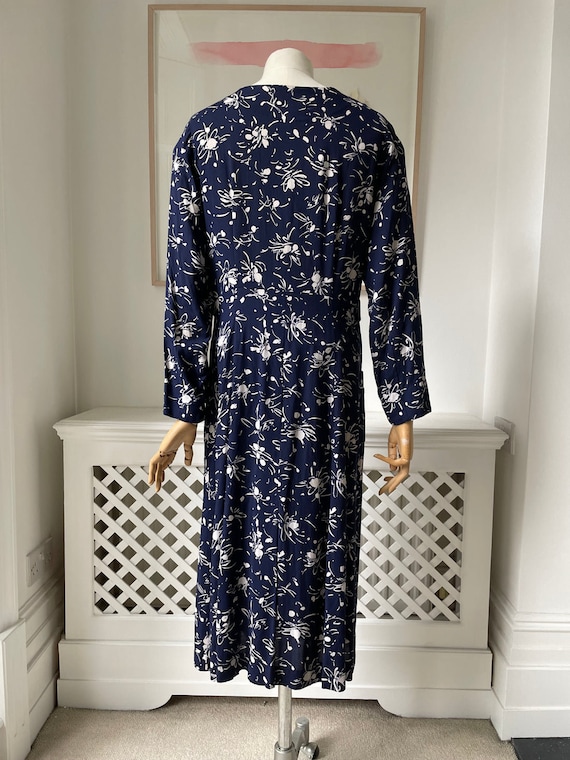 L 1950's Cotton Navy Floral Day Dress with Front … - image 10