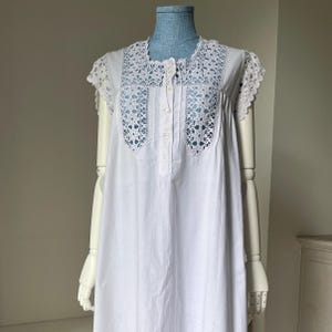 Vintage 1980s does Edwardian White Cotton Nightdress