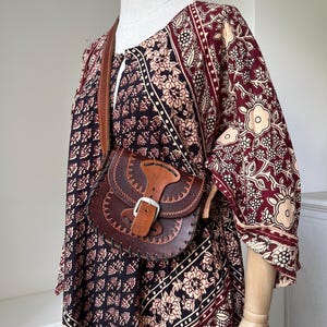 Vintage 1970s Mini Leather Crossbody Handbag