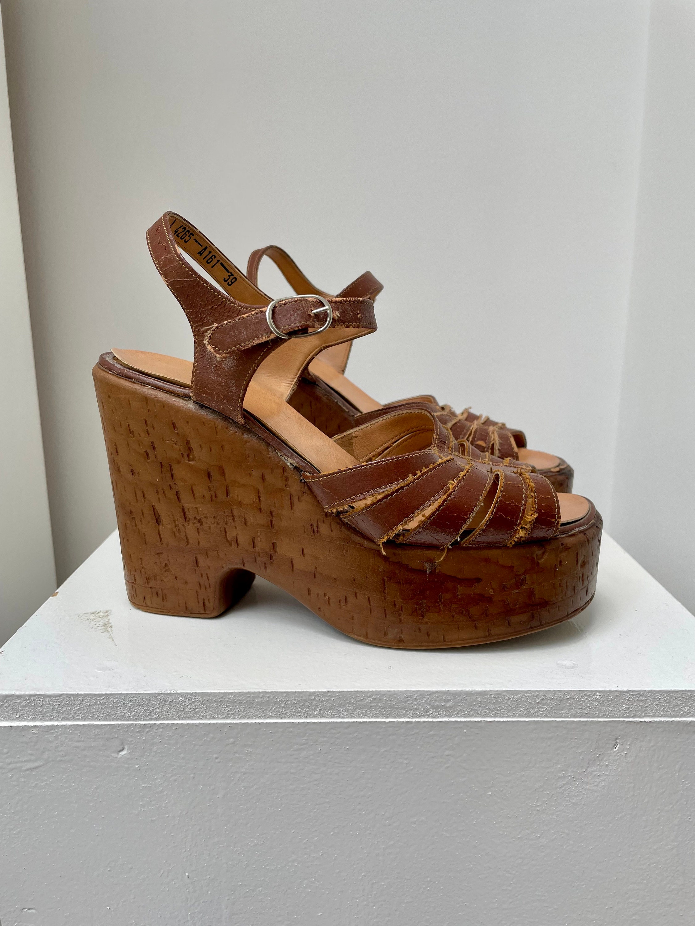Black Leather and Wood Platform Mary Jane Heel 36.5 – Decades Inc.