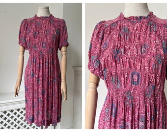 L 1940's Mauve Pink Floral Shirred Day Dress