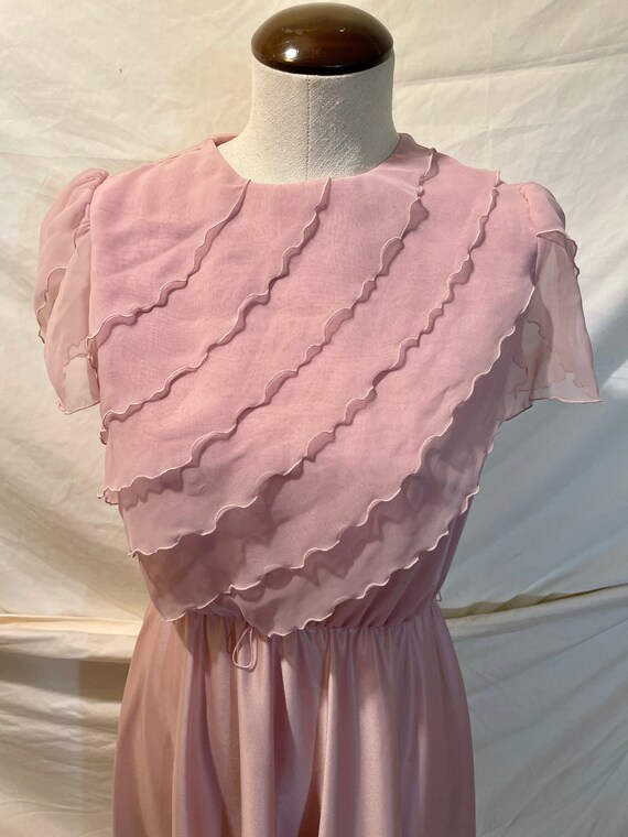 Vintage 1970s Pale Pink Flutter Dress Gem