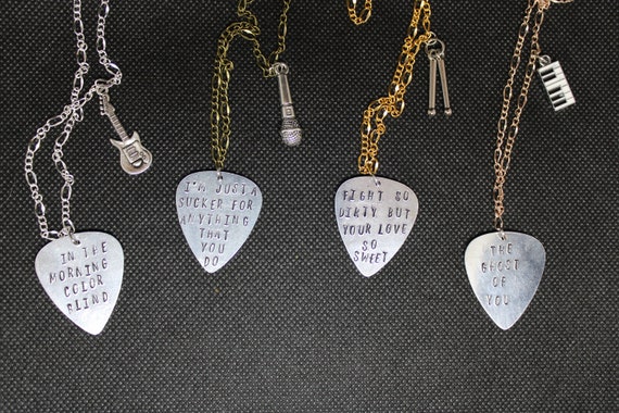 5sos on sale guitar picks