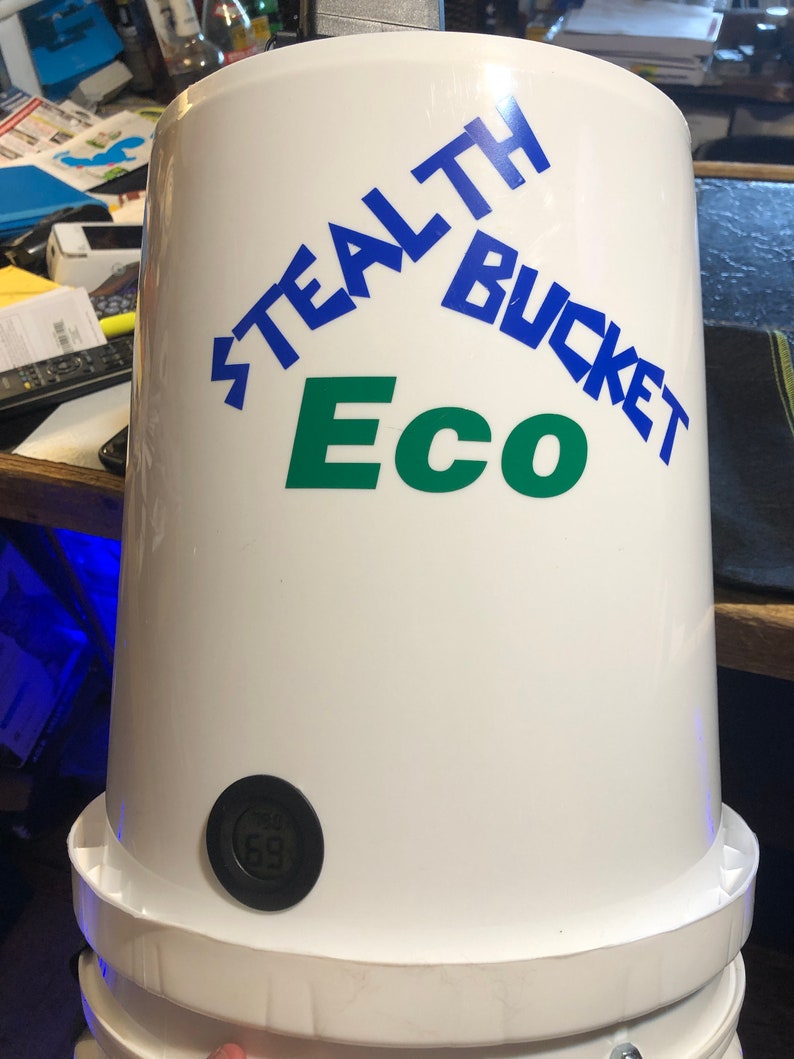 WHITE ECO stealth grow bucket Space Bucket w/LED grow light & Hygrometer now uses only 10 watts!!! image 4