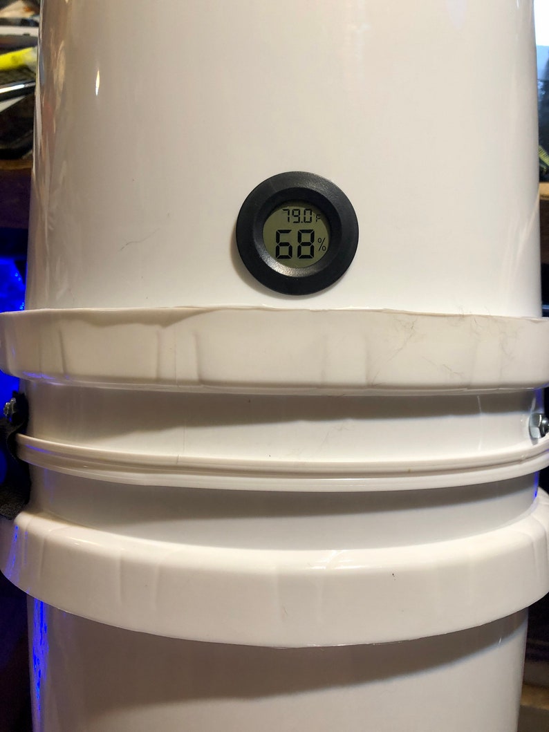 WHITE ECO stealth grow bucket Space Bucket w/LED grow light & Hygrometer now uses only 10 watts!!! image 5