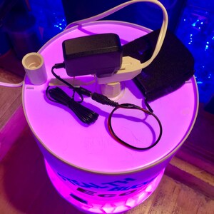 WHITE ECO stealth grow bucket Space Bucket w/LED grow light & Hygrometer now uses only 10 watts!!! image 3