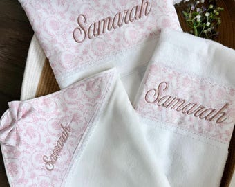 Gepersonaliseerde babyhanddoek met capuchon | 100% katoenen aandenken badhanddoek