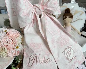 Monogrammed Newborn Baby Pink Toile Bow Sash, Maternity Photo Prop, Monogrammed Newborn Wrap, Baby Photo Prop, Big Bow