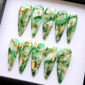Golden Leaf Mix Press On Nails | Green Marble Gold Glitter Fake Nails K467