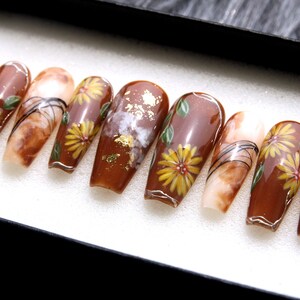 Floral Coffin Press On Nails: Handpainted Marble Style, Y2K Elegant Nails
