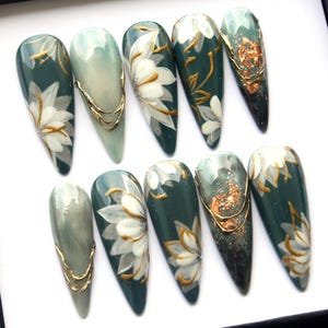 Chrysanthemum Grandiflorum Press On - Japanese Style Stiletto Reusable Nails, Deep Green Glam Nails K484
