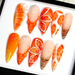 Autumn Daisy Press On Nails | Y2K Trendy Hot Orange Nails Set | Handpainting Ombre Floral Fake Nails Set | Elegant Festive Nails K377
