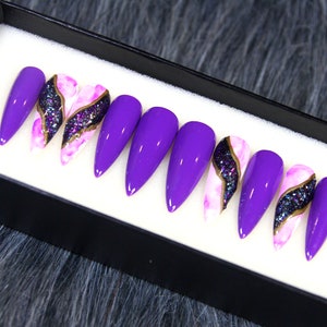 Purple River Of Gold Fake Nails Glossy | Pastel Minimal Press On Nails Coffin | Glue On Nails | Handmade Trendy Pattern 3D Nails K106