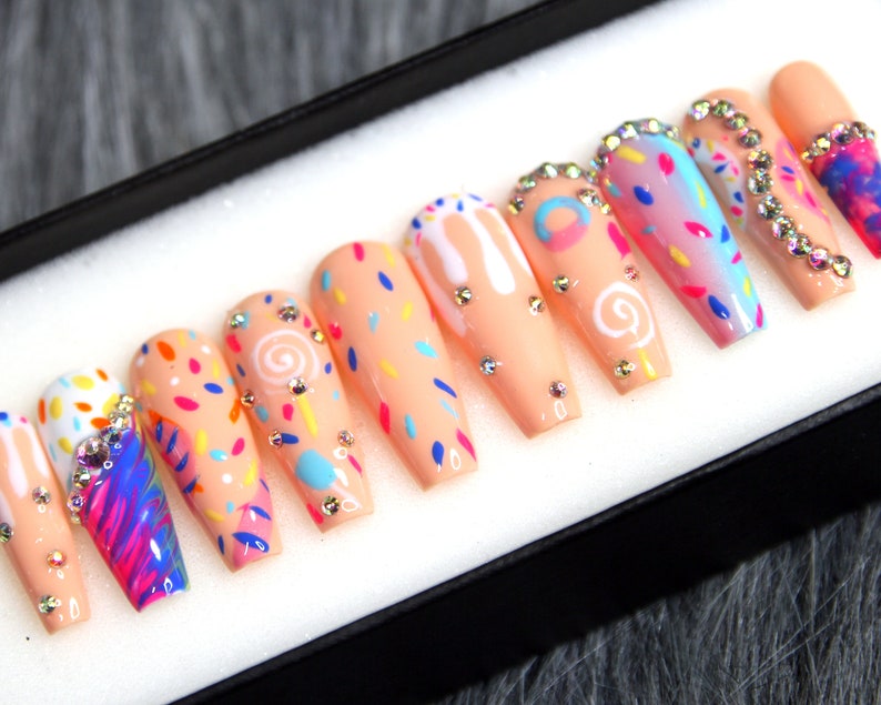 Abstract Glue On Nails | Festive Party Press On Nails | Confetti Sweet Fake Nails | Fun False Coffin Nails  K26 