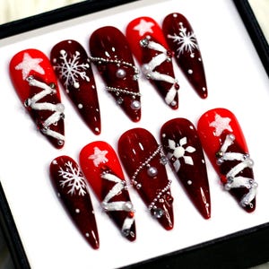 Red Palette Color Mix Xmas Press On Nails | Ombre Winter Christmas Nails | Trendy Colour Glam Festive Nails | Christmas Star Nail Set K374