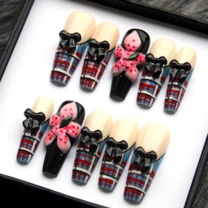 Bow Press On Nails: 1970s Plaid Style, Reusable 3D False Nails