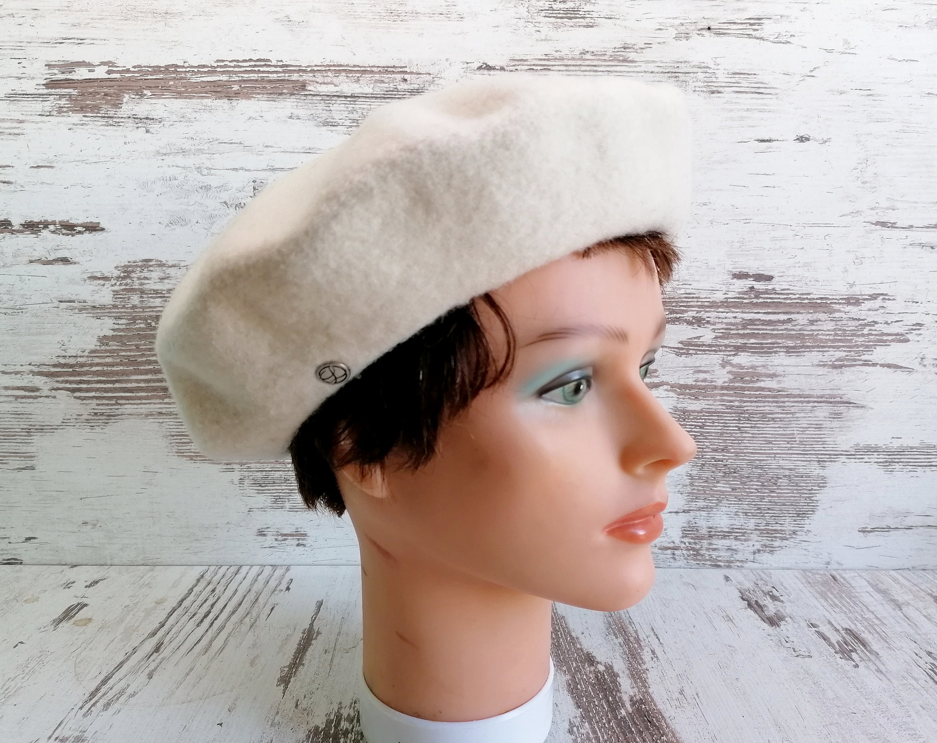 Traditional Women's Beret Made in France by Laulhère, White Merinos Wool Basque Beret, Women's Fashion Accessory