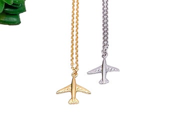 Winzige Flugzeug Halskette, zierliche Flugzeug Anhänger, nettes Geschenk für Reisende, Minimalistische Halskette, Reise Schmuck, Geschenk für Flugbegleiterin