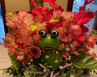Frog Centerpiece