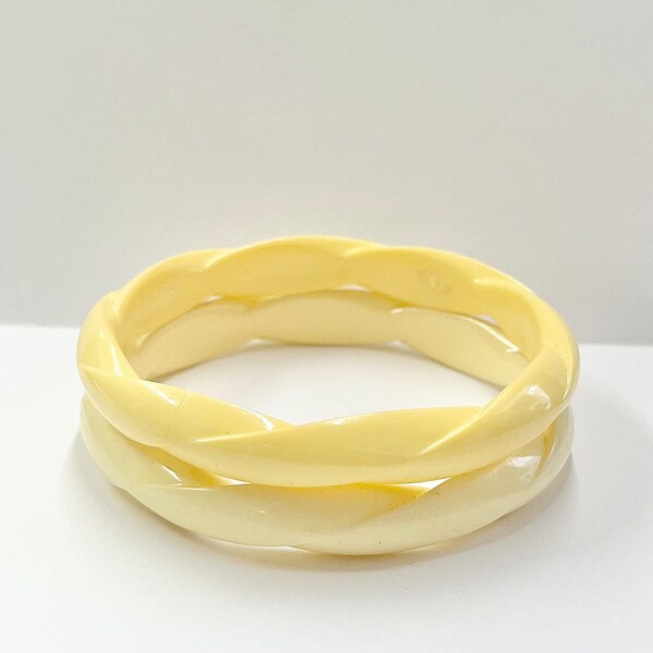 Bracelet Jonc Vintage Buch + Deichmann 1981 - Plastique Rouge/vert, Danemark
