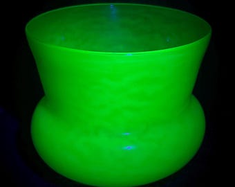 Vintage Mottled Handblown Large Bulbous Uranium Glass Vase with a Vaseline Uranium Green Glass Glow under UV Light