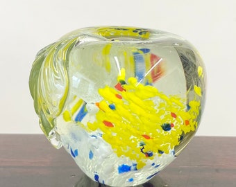 Atemberaubende große Apfel-förmige Glow In The Dark Spatter Glas Briefbeschwerer Dekorative Verzierung