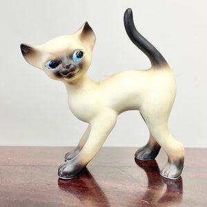 Vintage Smiling Faced Siamese Cat Figure Figurine Ornament Super 1960’s - 1970’s Kitsch Ornament