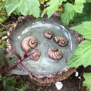 Bird bath in sage green, approx. 23 cm