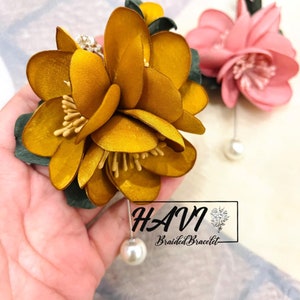 Elegant fabric flower pins for clothes From Featured Wholesalers