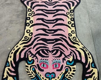Hand Tufted Wool Tiger Carpet, Blue Accent, Home Decor