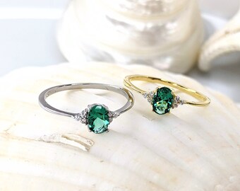 Emerald Green Oval Skinny Ring in Gold or Silver, Sterling Silver Tiny Emerald Ring, Engagement Ring, Vintage Inspired Three Stone Ring R22