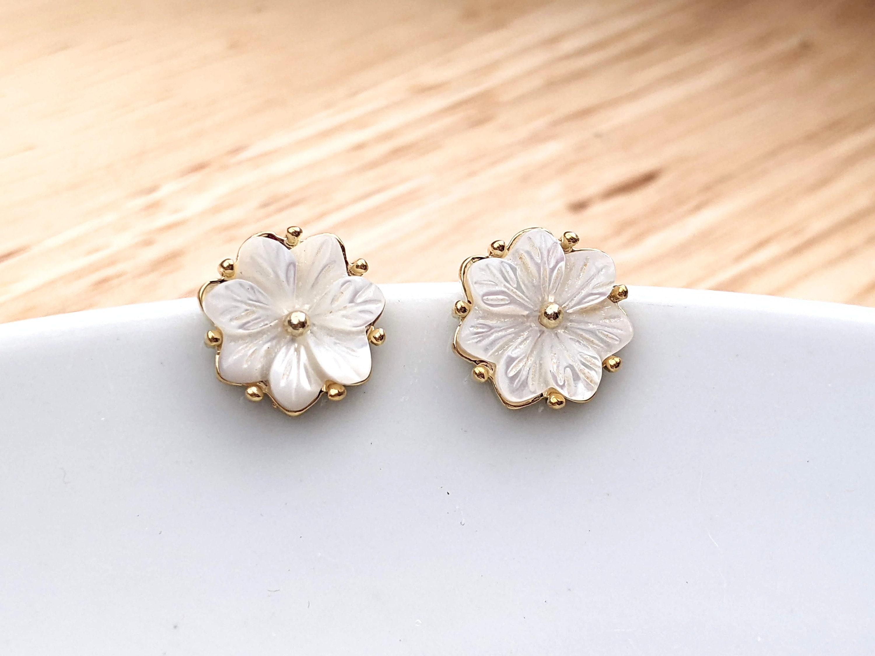 White Cherry Blossom Asymmetrical Post Earrings – Les Néréides