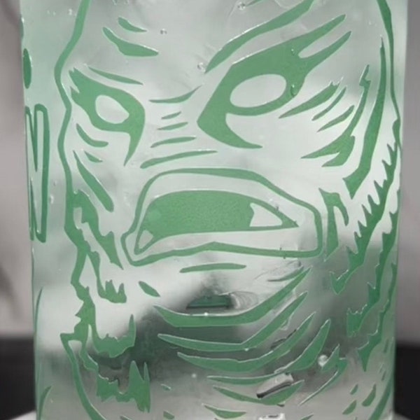 Creature From The Black Lagoon color changing permanent vinyl on libbey beer can glass