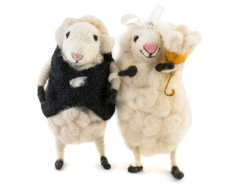 Bride and Groom Wedding Decor Sheep - Handmade Bride & Groom Sheep Figurines, Needle Felted Wool Wedding Cake Topper, Unique Newlywed Gift