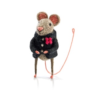 Souris de marié feutrée à l&#39;aiguille : décoration de gâteau de mariage fait main