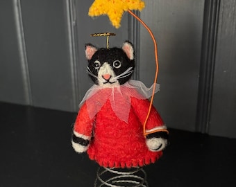 Choral Cat with Star Tree Topper