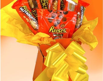 Cesto regalo con bouquet di cioccolatini Reese's