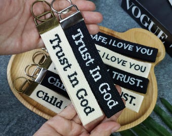 Personalisierter, bestickter Schlüsselanhänger aus Baumwolle: Christlicher Schlüsselanhänger