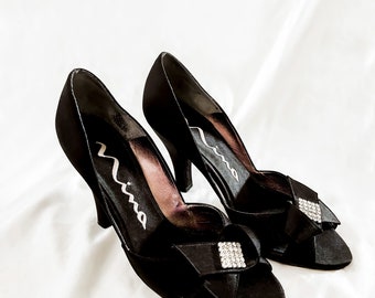 Original 50er Jahre Vintage Pumps Vintage Schwarz Schleife Peep Toe Heels Komma Pumps By Nina Größe 7.5 Schuhe 2000er Jahre tut 1950er Jahre Pin Up Girl Stil