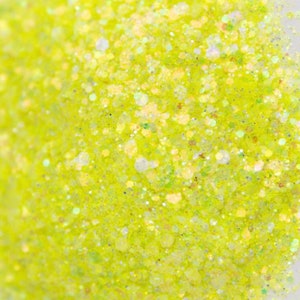 Margarita, Neon Yellow Glitter, Chunky Yellow Glitter Mix, Glitter gezicht lichaam haar nail art, Losse glitter voor Hars nagel leverancier ambachten