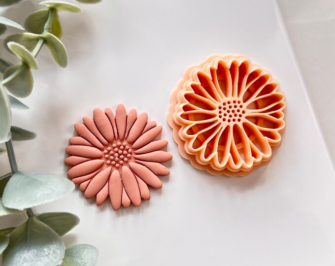 Mini Resin Molds Beinkmake 20Pcs Mini Flower Daisy Polymer Clay Cutters