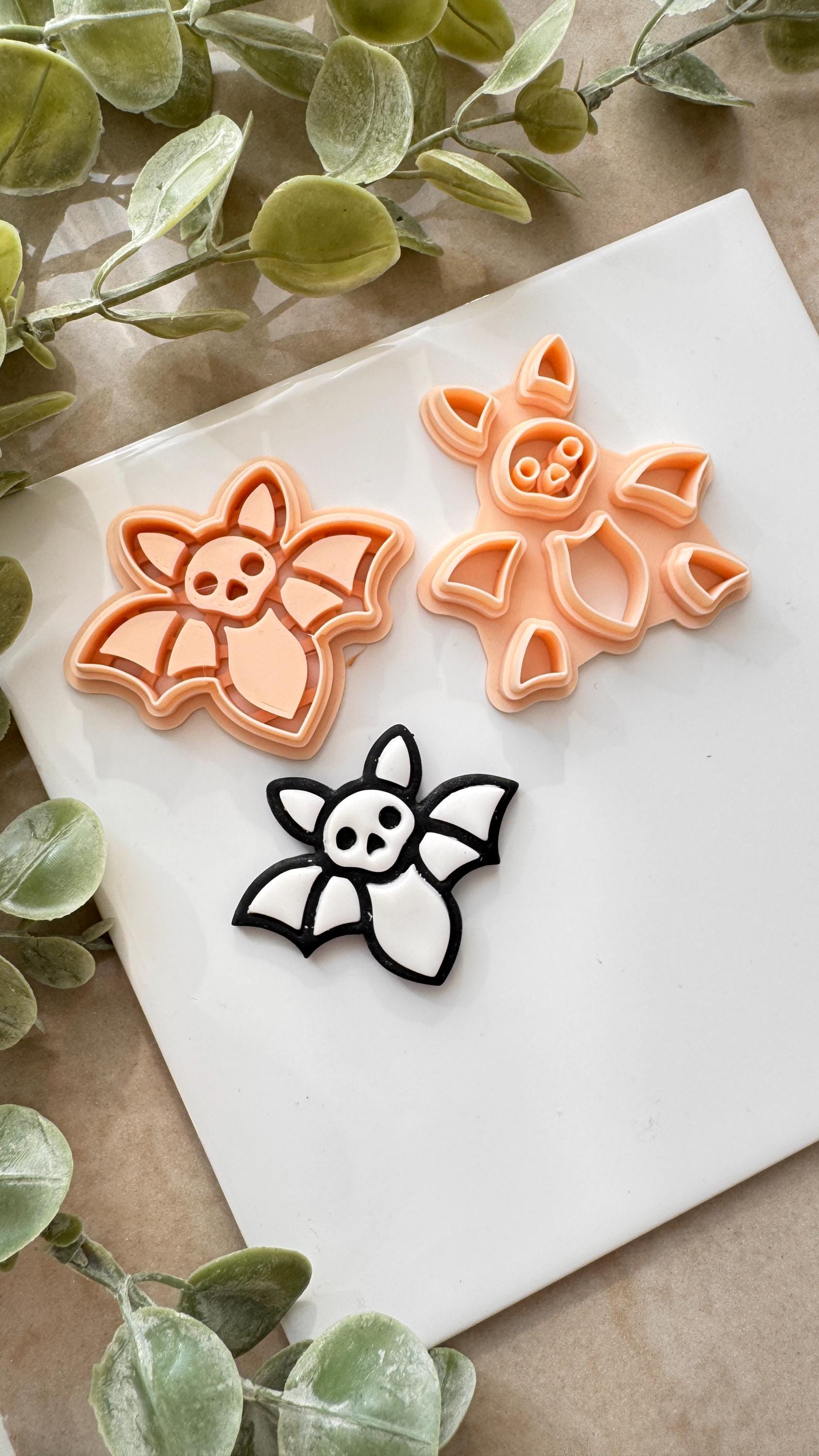 Debossing Outlined Bat Polymer Clay Cutter