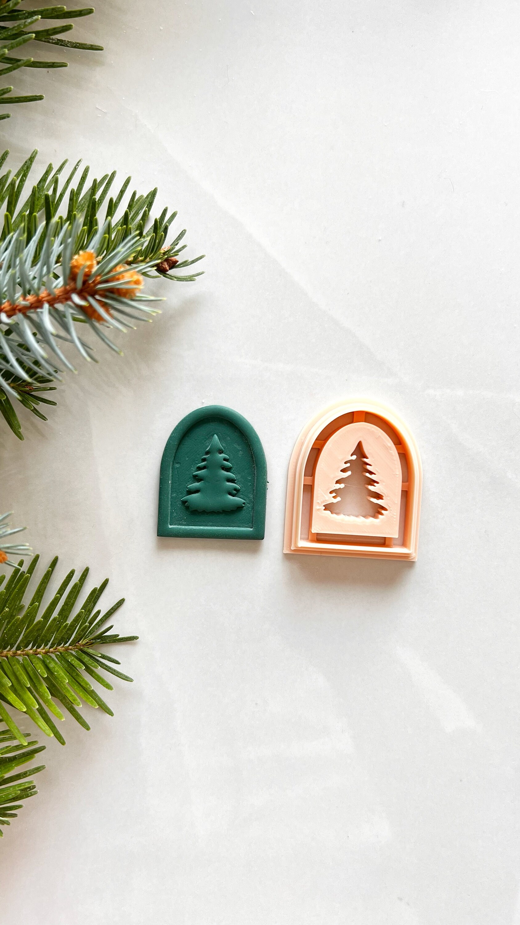 Debossing Christmas Tree Polymer Clay Cutter