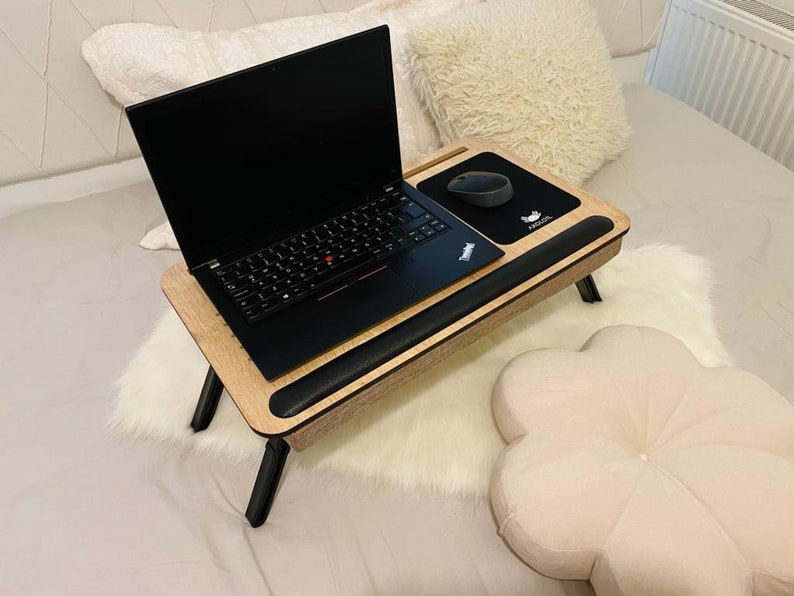 SUPPLYPLUS Laptop Stand Lab Desk with Cushion and Fold Away Bed Tray with Mause Pad PhoneCompartments and Wrist Supported-FreelancerFoldable image 2