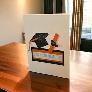 Cartão de felicitações por formatura - Cartão de felicitações/ Opções de personalização Parabéns
