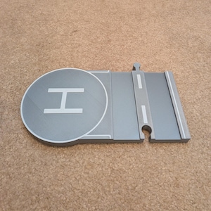 Helipad Road - Compatible with BRIO Roads