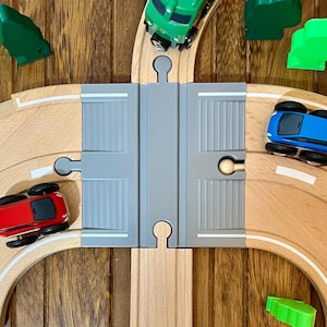 Road with Train Track Crossing - Compatible with BRIO Roads